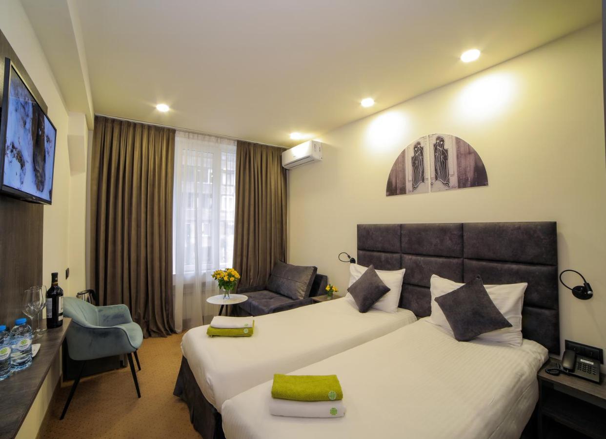 Median Hotel, City Center 예레반 외부 사진